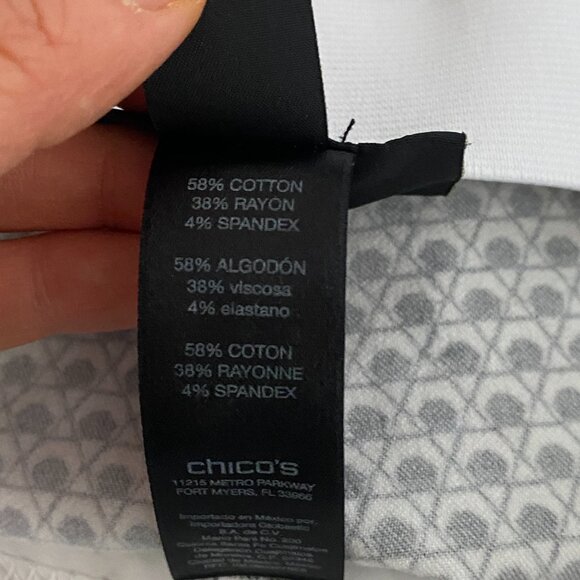 Chicos So Slimming Ankle Pants Size 2 US 12 Large White Black Geometric Pull On - Picture 7 of 10